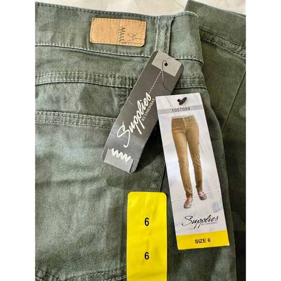 Unionbay Green Camo Jeans Size 6 with Pockets NWT - Picture 4 of 6